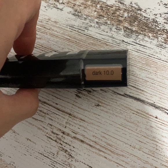 Ardell Photo Face Matte Foundation - Dark 10.0 - Picture 4 of 4